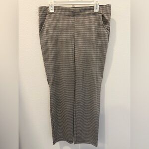 Max Studio Checkered Ankle Pants - Black and White